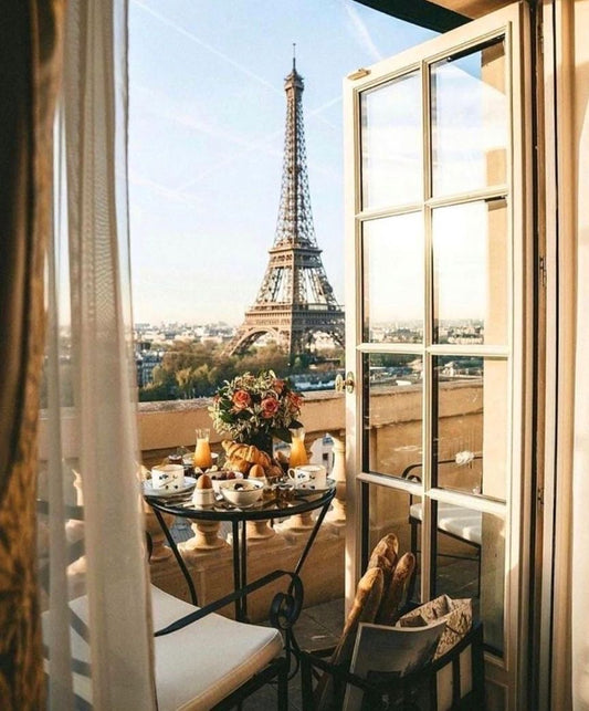 Layover Series: Paris Edition